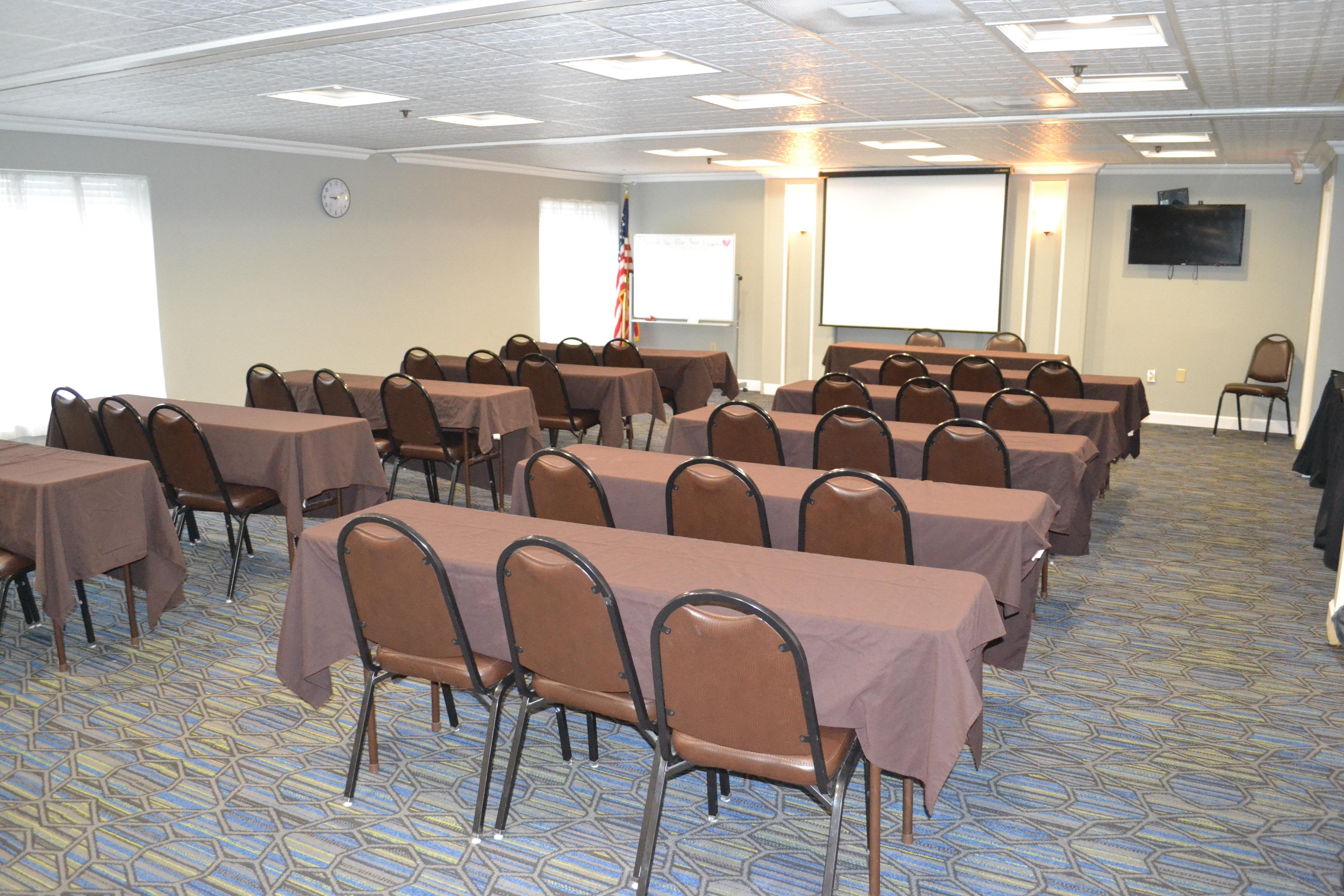 Holiday Inn Express Harrisburg Sw - Mechanicsburg By Ihg Екстериор снимка
